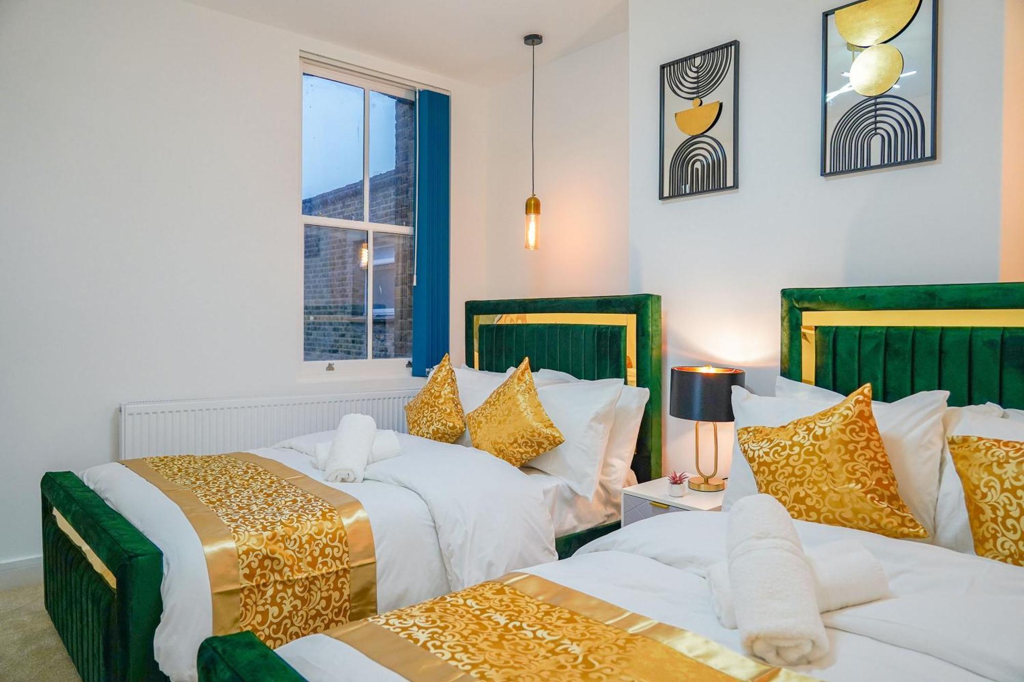 New Luxurious Stunning Block Apartments In Central London Bagian luar foto