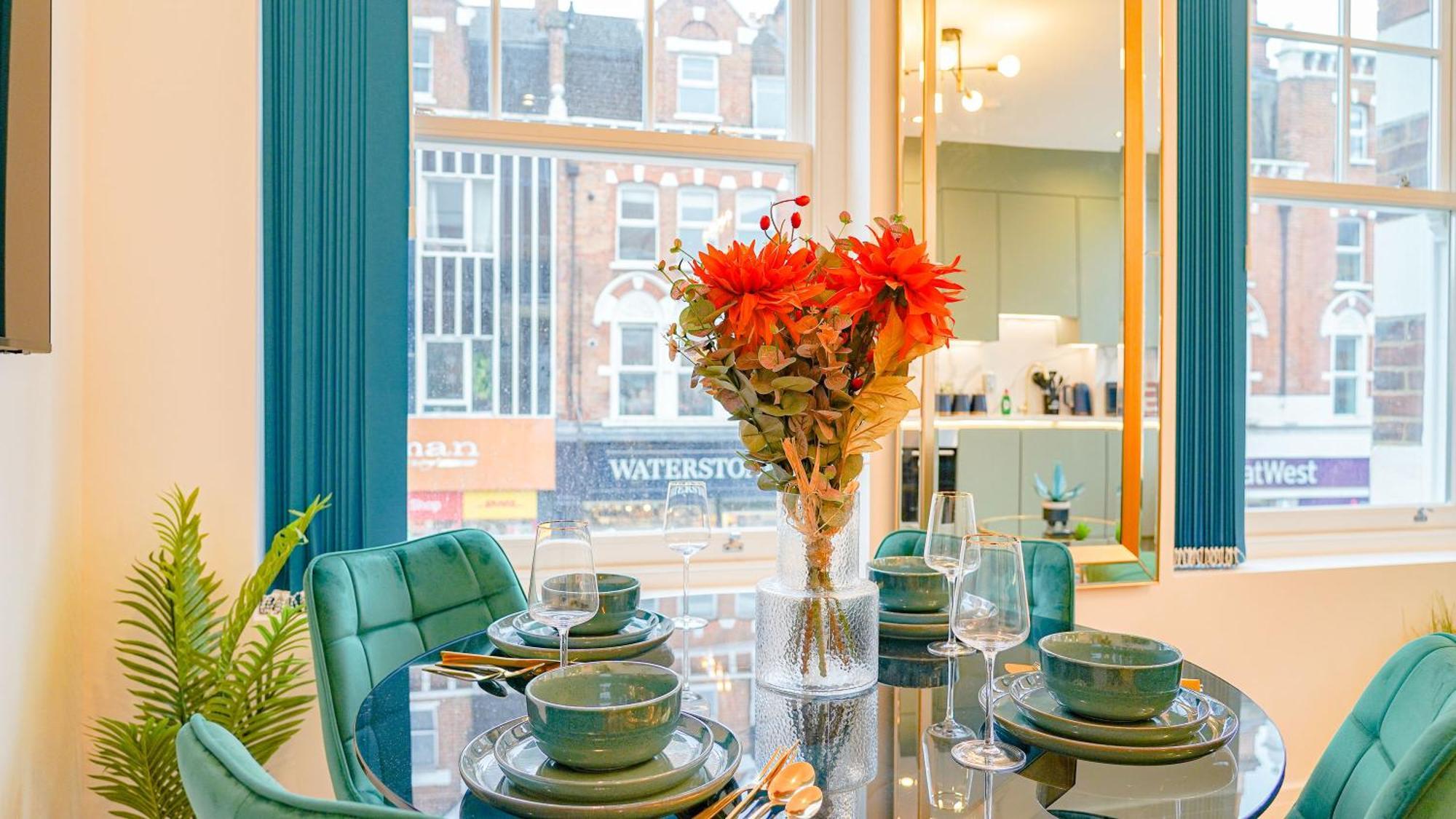 New Luxurious Stunning Block Apartments In Central London Bagian luar foto
